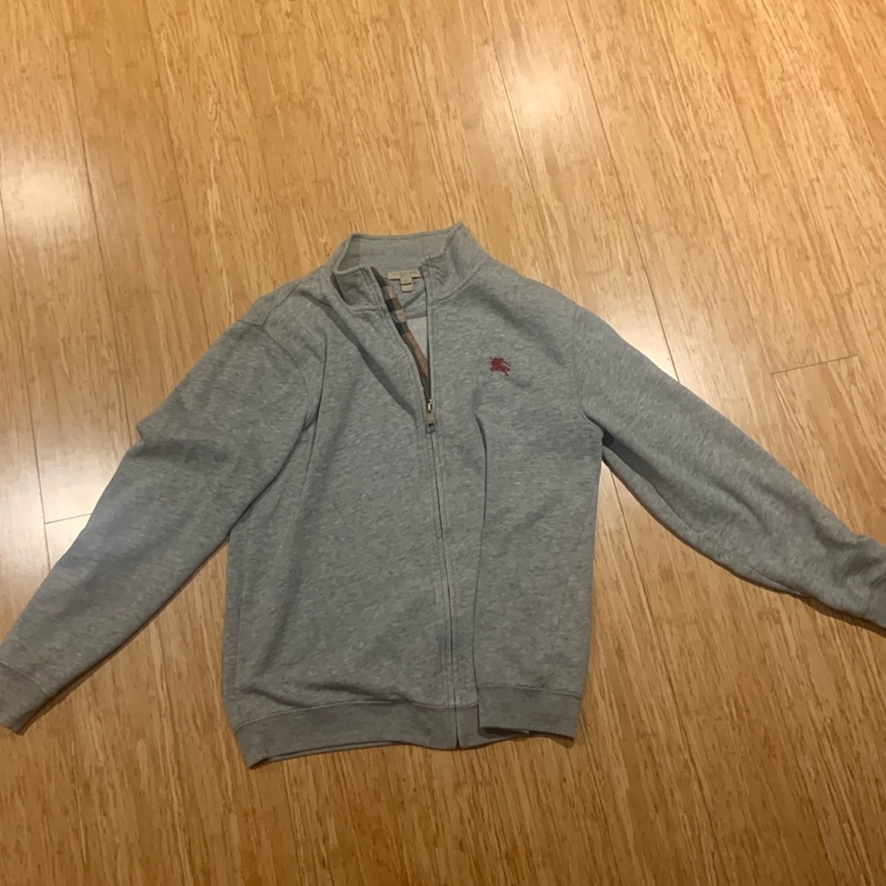 Men’s Burberry zip up Authentic